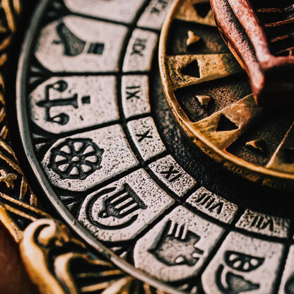 🔥👁️‍🗨️Handmade Tarot Vision Pendant: Connect to Cosmic Wisdom Anytime(✨Comes with instruction manual)