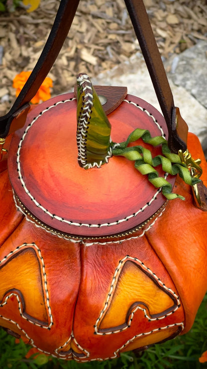 🎃handmade leather Pumpkin Bag(✨Same as in the video)