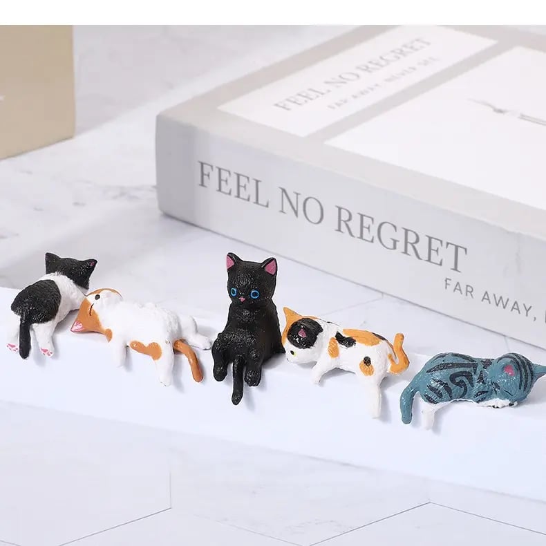 ⏰🔥 Hand-Painted Mini Cat Desk Figurines 😺 Set of 5 Cute Cartoon Kitty Companions