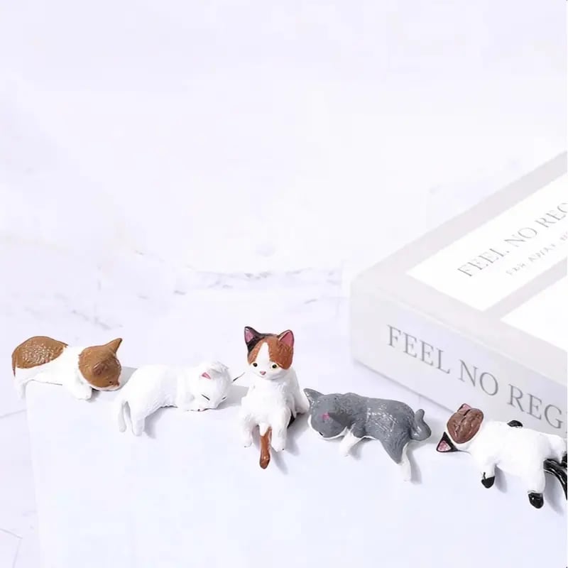 ⏰🔥 Hand-Painted Mini Cat Desk Figurines 😺 Set of 5 Cute Cartoon Kitty Companions